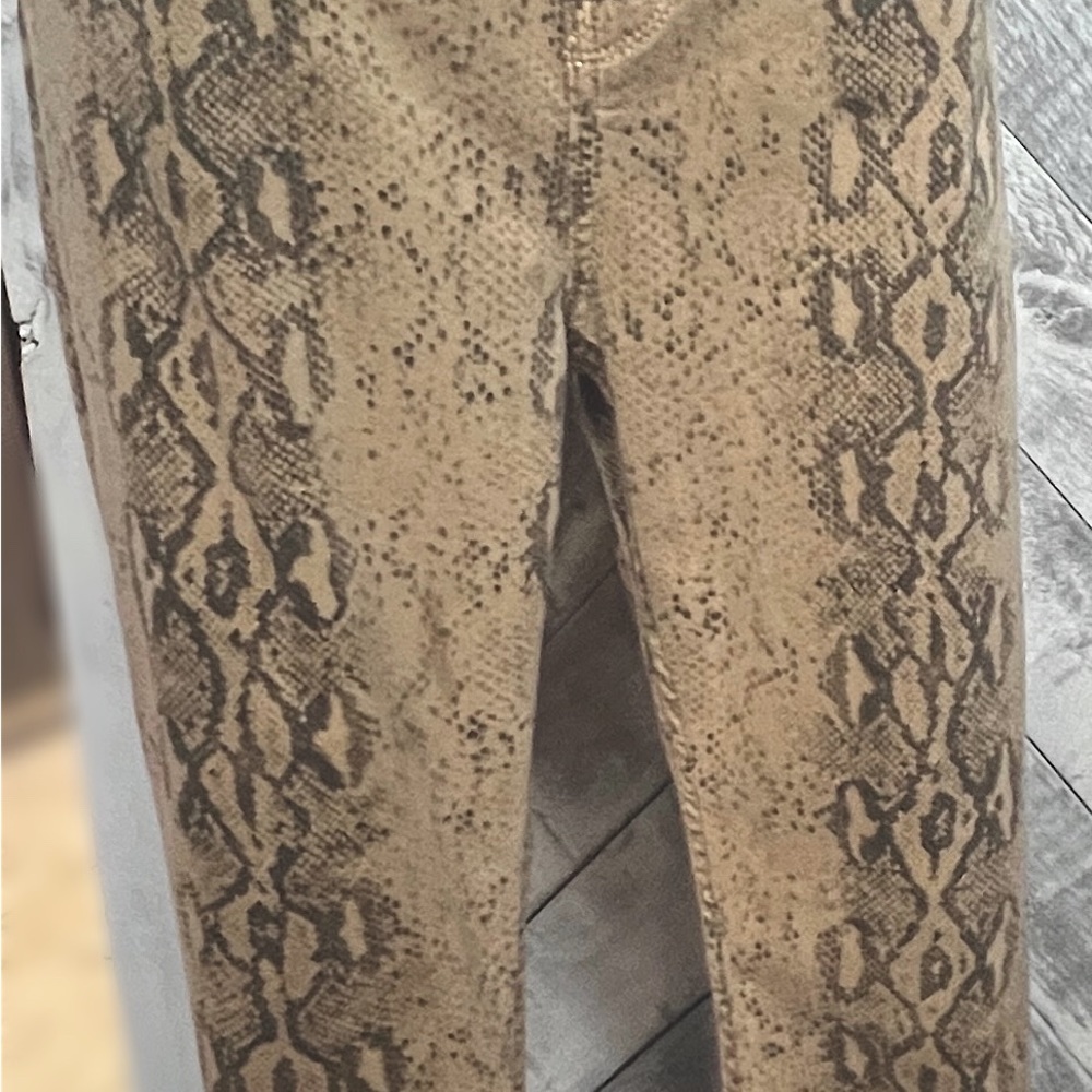 ZARA NET FADE OUT SNAKESKIN HIGH WAIST STREtCH JEANS.   SIZE 42=10 - Picture 4 of 9